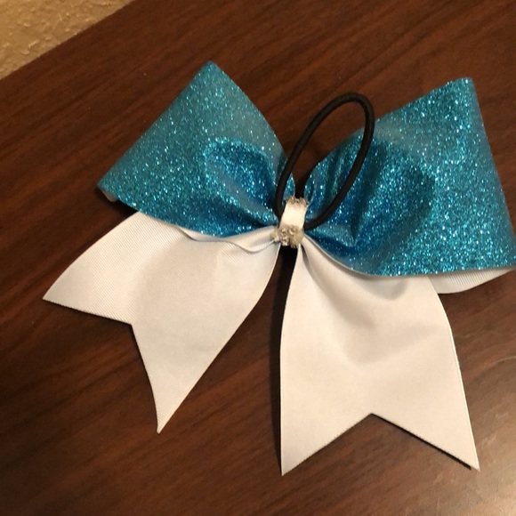 NWOT The Fault In Our Stars Cheer Hair Bow. Very Glittery. Beautiful colors. - Picture 8 of 11